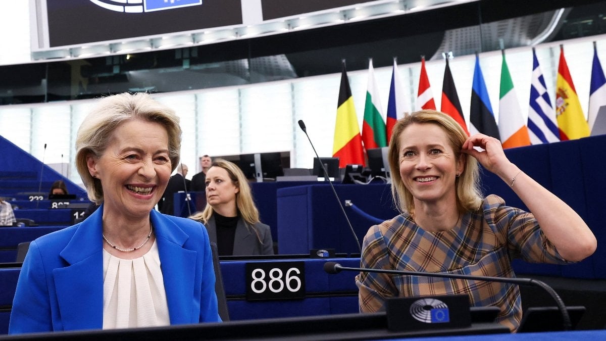 AB Komisyonu Başkanı von der Leyen bir kez daha güven tazeledi