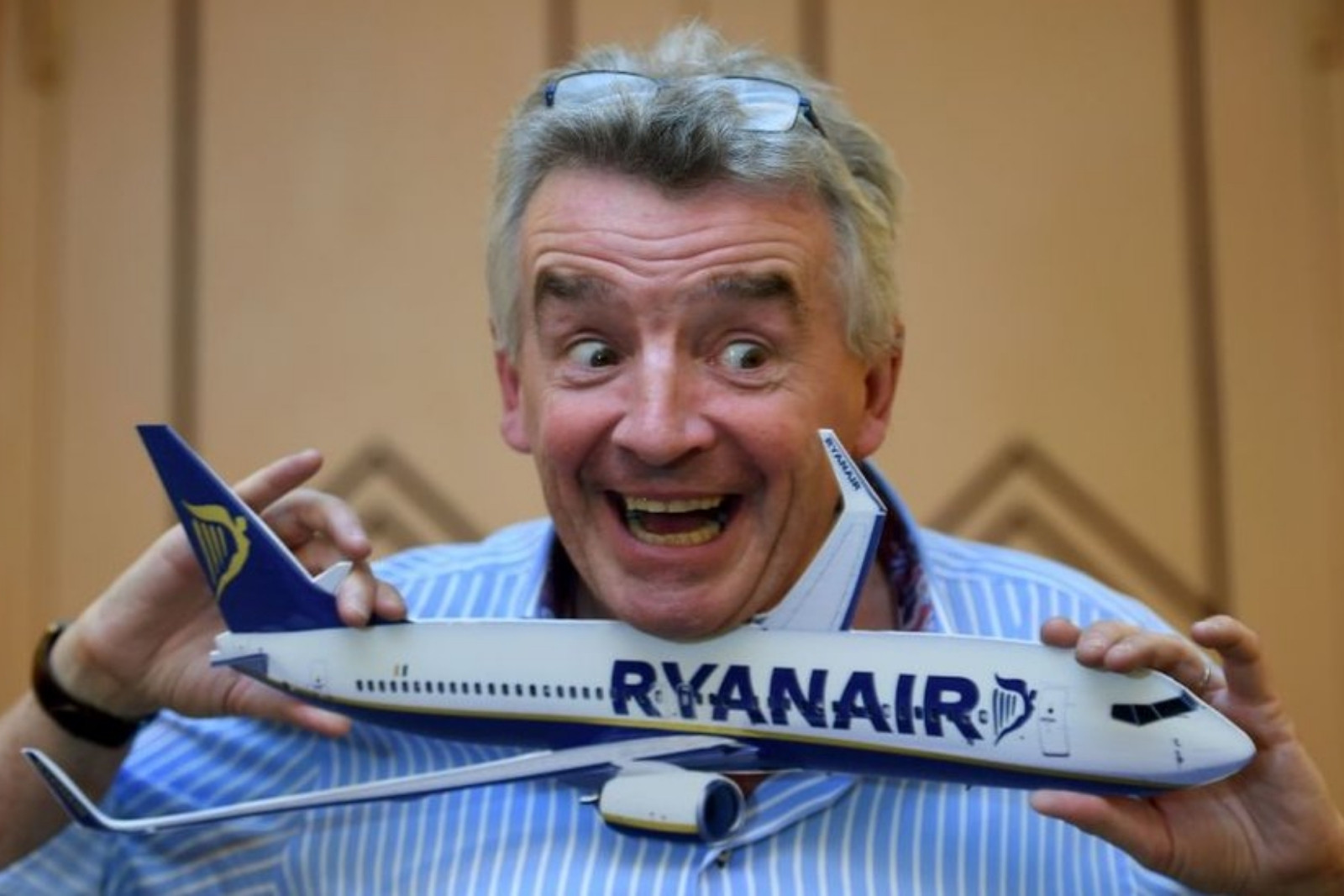 Ryanair CEO’su Michael O’Leary’den maaş çıkışı, siyasetçilere en az 1 milyon sterlin maaş verilmeli