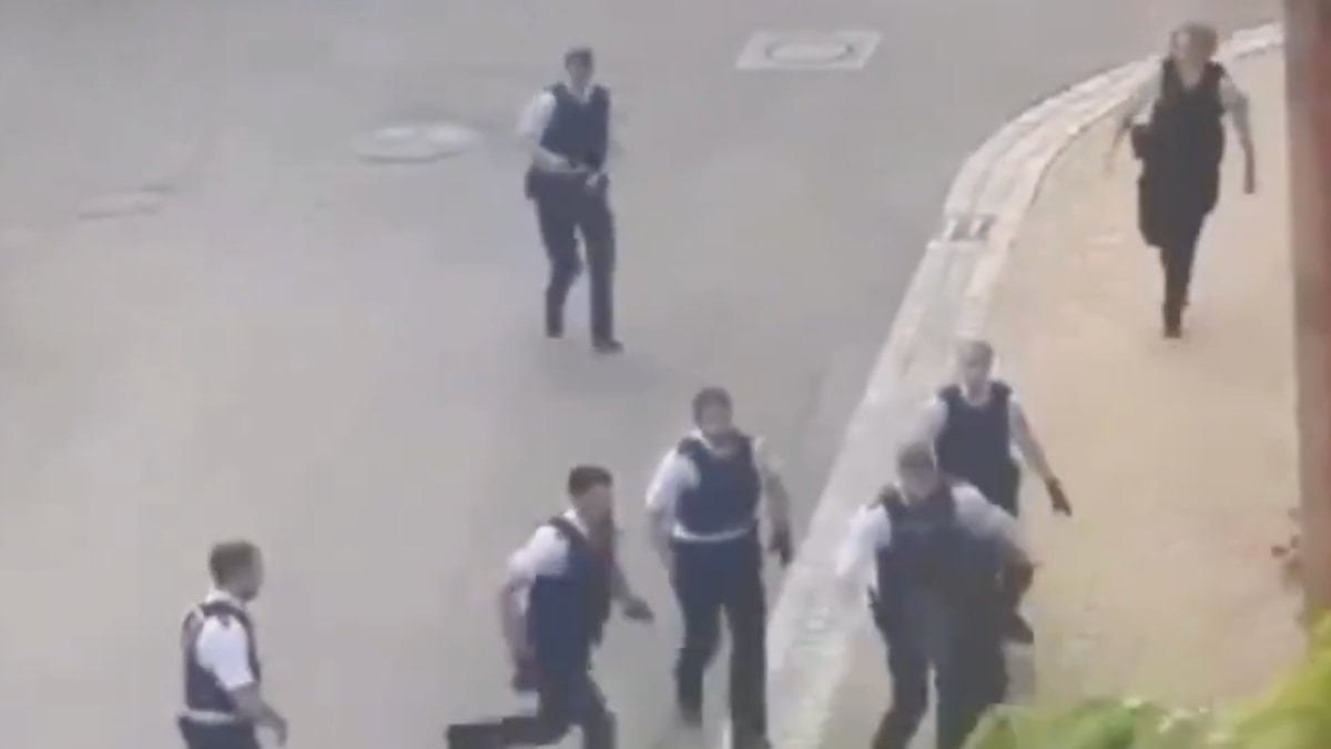 Almanya’da dalga konusu olan polis müdahalesi: 1 suçlu için 12 polis görevlendirildi