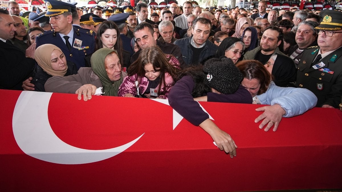 Balıkesir’de şehit olan pilot İbrahim Bolat’ın cenaze töreniyle ilgili iddialara yalanlama