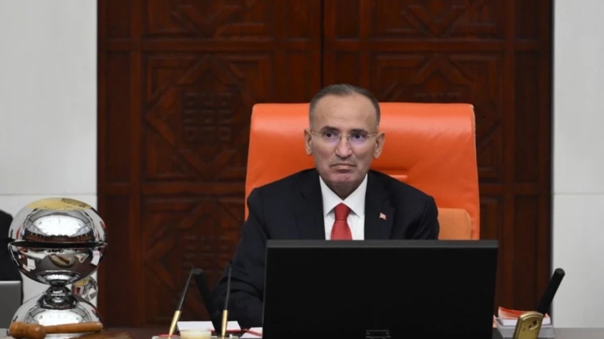 Bekir Bozdağ, Meclis’te yaşanan olaylar sonrası açıklama yaptı