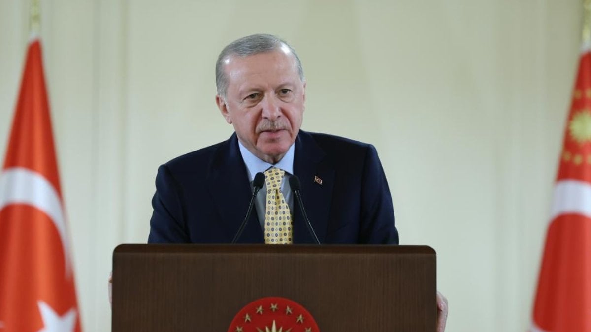 Cumhurbaşkanı Erdoğan, jandarma personeli ile iftar sonrası konuşuyor