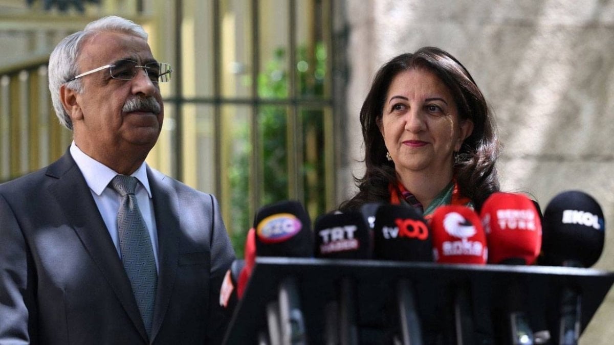 DEM Parti heyeti, İmralı Adası’na gitti