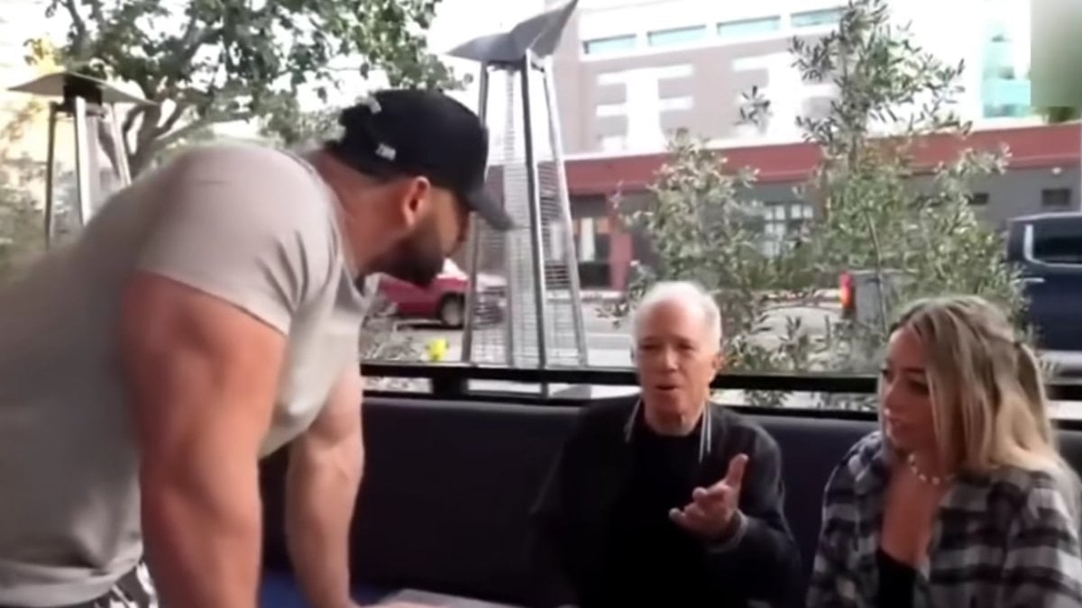 Hollywood yapımcısı Weingrod’un 15 yaşındaki kızla buluşması yeniden gündem oldu