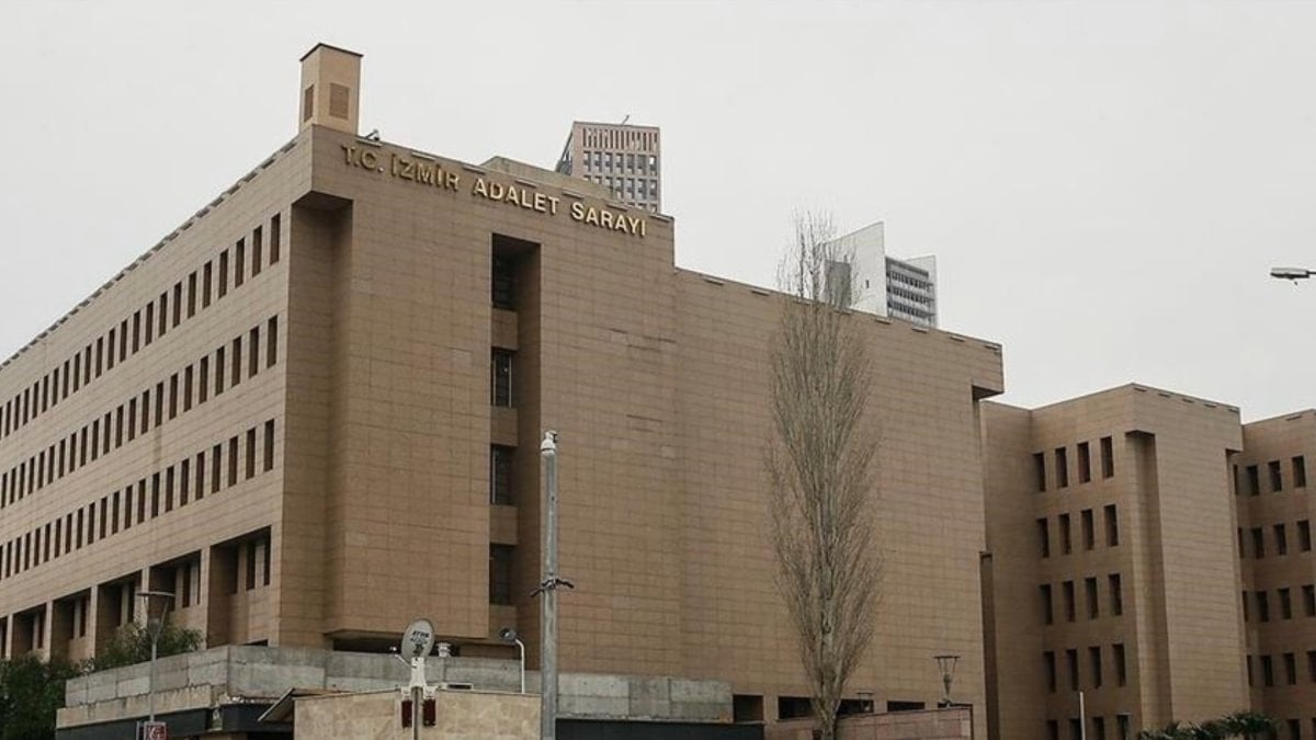 İzmir’de ‘kooperatif’ soruşturmasında yakalanan 22 şüpheli adliyeye sevk edildi