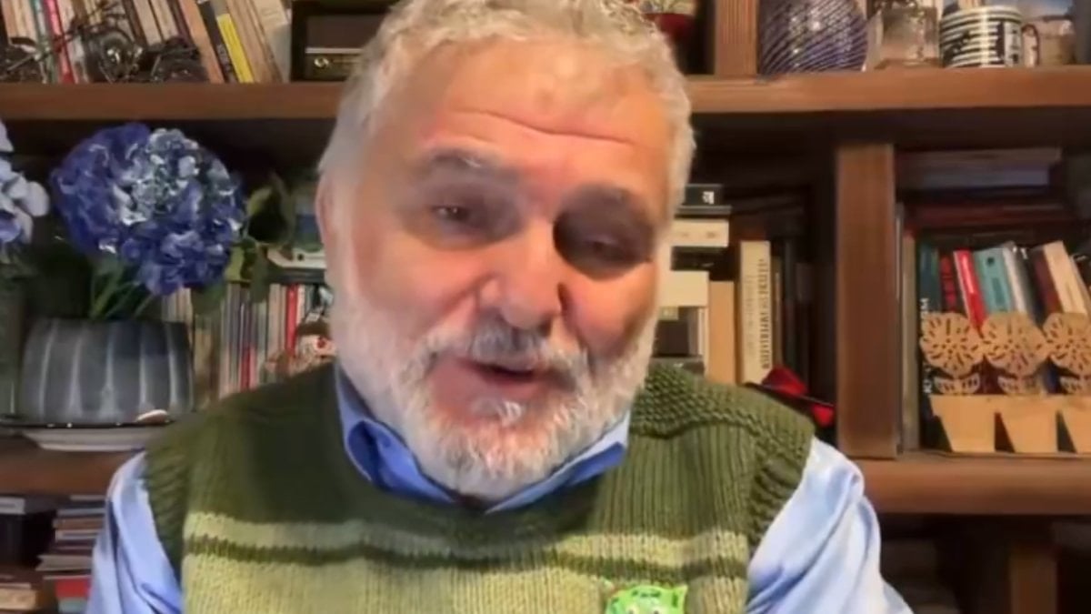 Ruşen Çakır: Cumhurbaşkanı Erdoğan’ın elini sıktığım için linç edildim