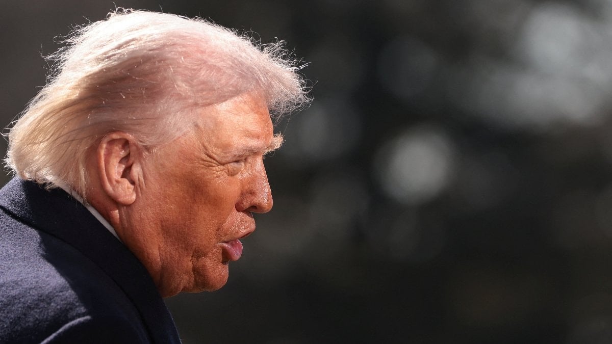 Trump: Küba’yı dostane bir şekilde ele geçirebiliriz