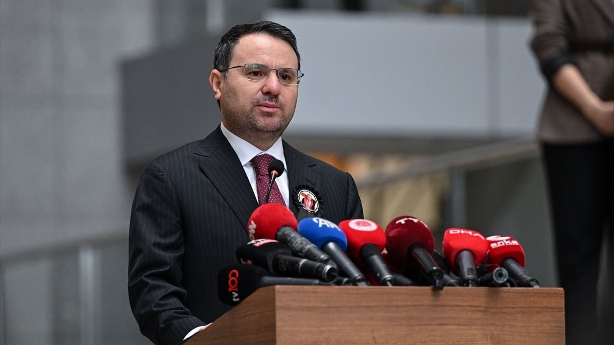 Adalet Bakanı Gürlek: Şehit Kiraz’a sıkılan kurşunlar, Türk yargısına atılmıştır