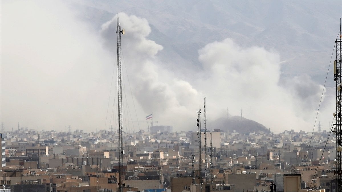 Axios: İran’a yönelik saldırı bir haftalık ertelemeyle gerçekleşti