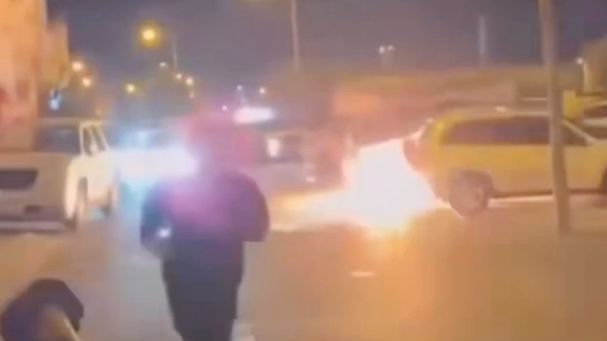 Bahreyn karıştı: İran destekçileri polisle çatışmaya başladı