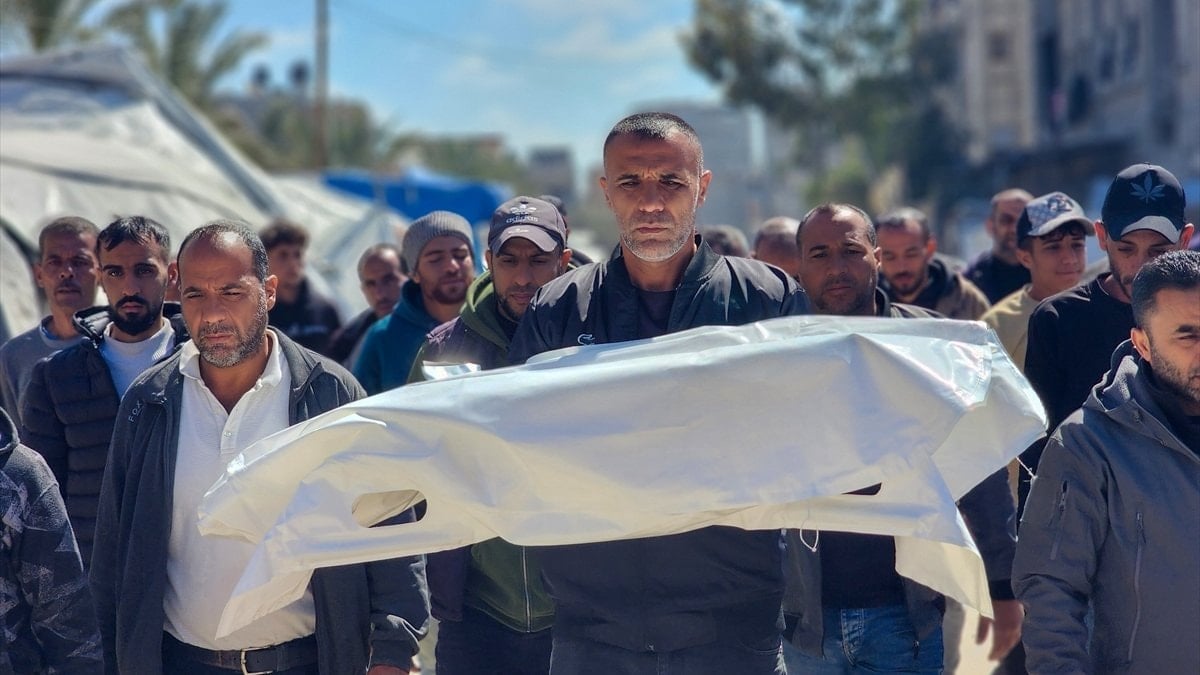 Gazze’de can kaybı 72 bin 247’ye yükseldi