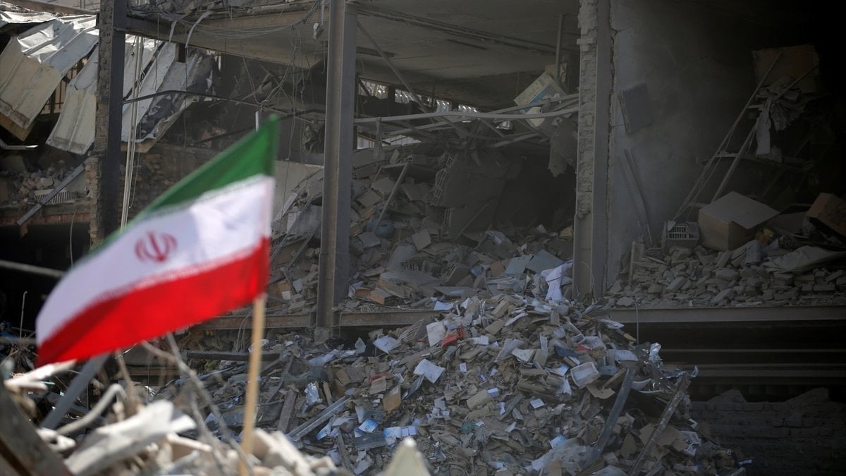 İran: ABD-İsrail saldırılarında 105 sivil mekan hedef alındı