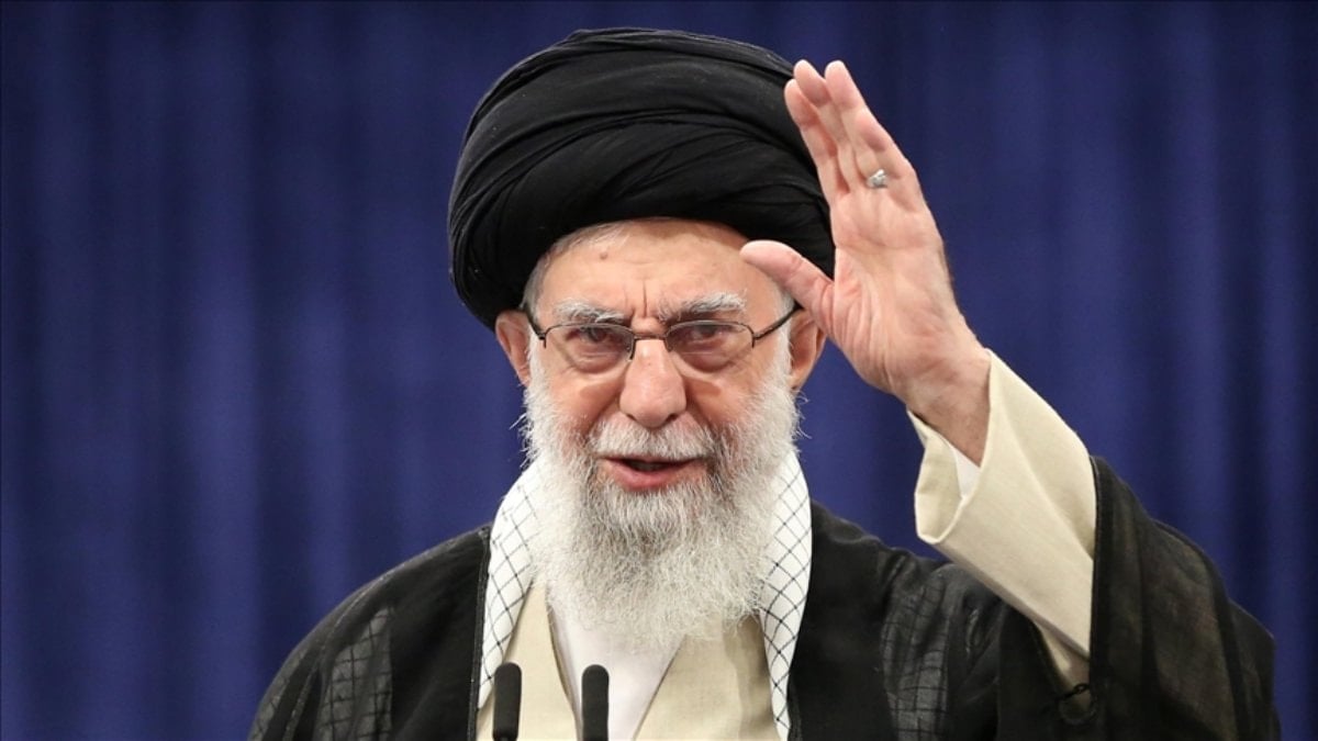 İran devrimini mutlak otoriteye dönüştüren lider: Ali Hamaney’in portresi