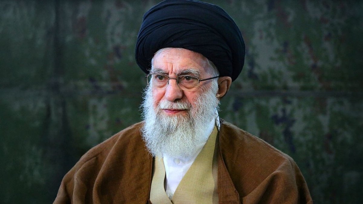 İran tarafından Hamaney’in son görüntüsü paylaşıldı