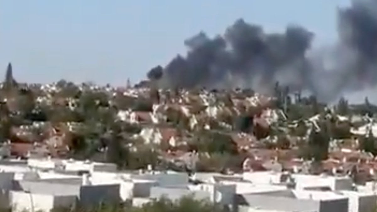 İran’a ait füze İsrail’in merkezine isabet etti