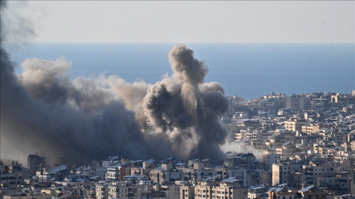 İsrail, Beyrut’ta Hizbullah’a bağlı bir radyo binasını hedef aldı