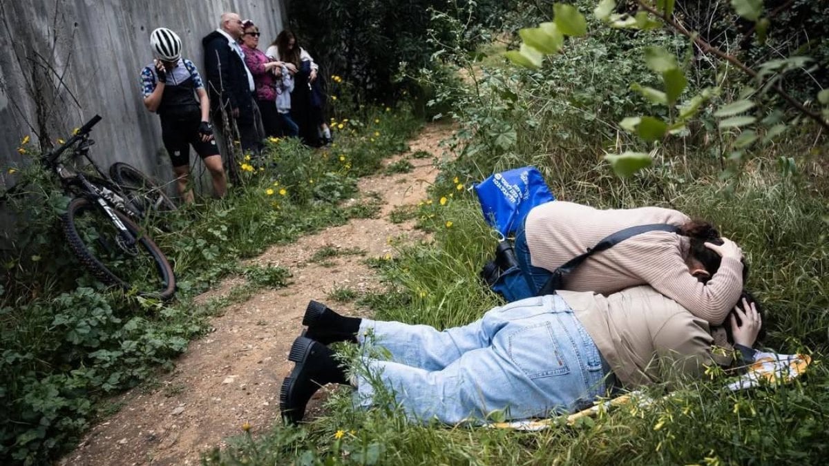 İsrail’de panik anları: İran füzelerinden korunmaya çalıştılar