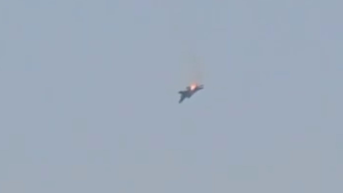 Kuveyt’te ABD’ye ait F-15 savaş uçağı düşürüldü