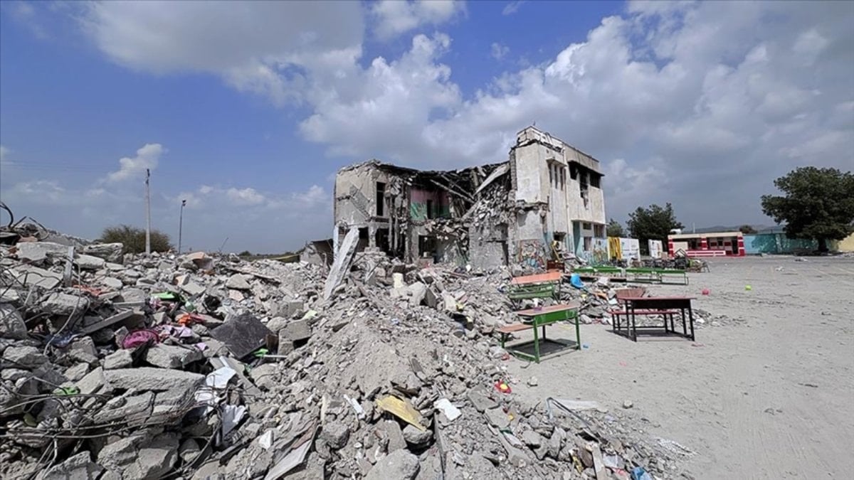 ABD-İsrail saldırılarında İran’da 942 okul zarar gördü