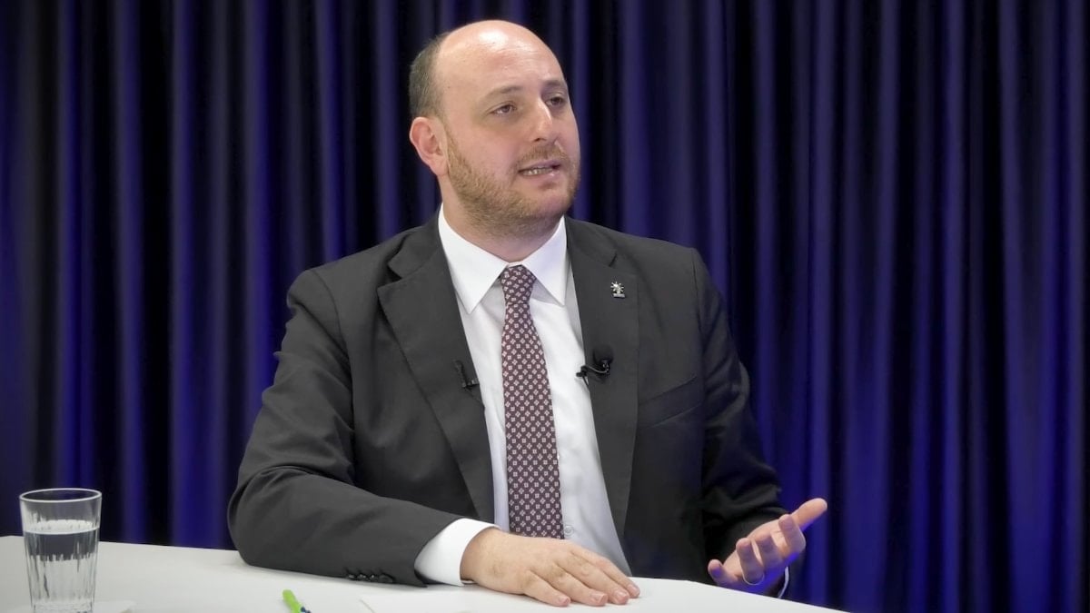 Ahmet Büyükgümüş, CHP’ye teşhisi koydu: Politik bir şizofreni