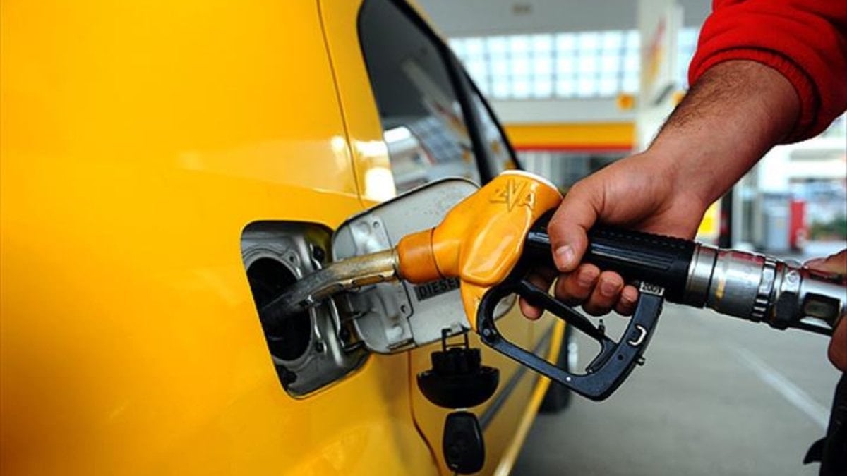 Akaryakıtta yeni önlem: Geceleri yasaklanabilir