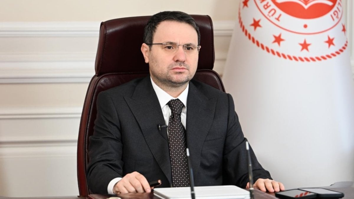 Akın Gürlek: 119 ülkede 2 bin 707 FETÖ’cünün peşindeyiz