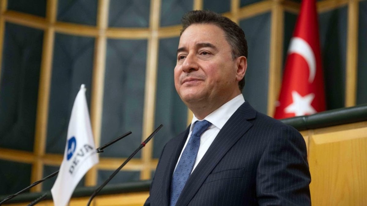 Ali Babacan’ın dili sürçtü