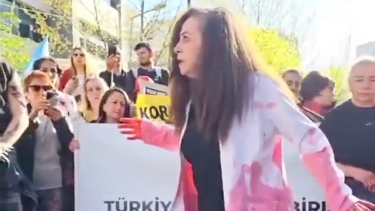 Ankara’da hayvanseverlerden garip eylem: Kimse anlam veremedi