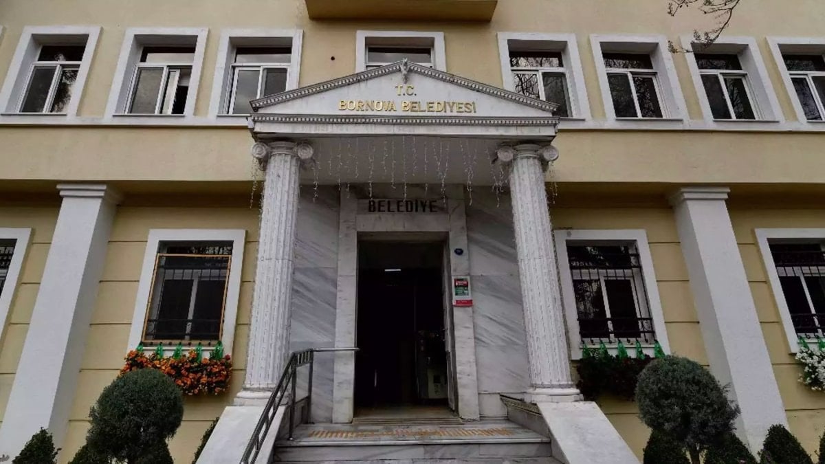 Bornova Belediye Başkanı’ndan itiraf: Özkan Yalım sevgilisini işe aldırdı