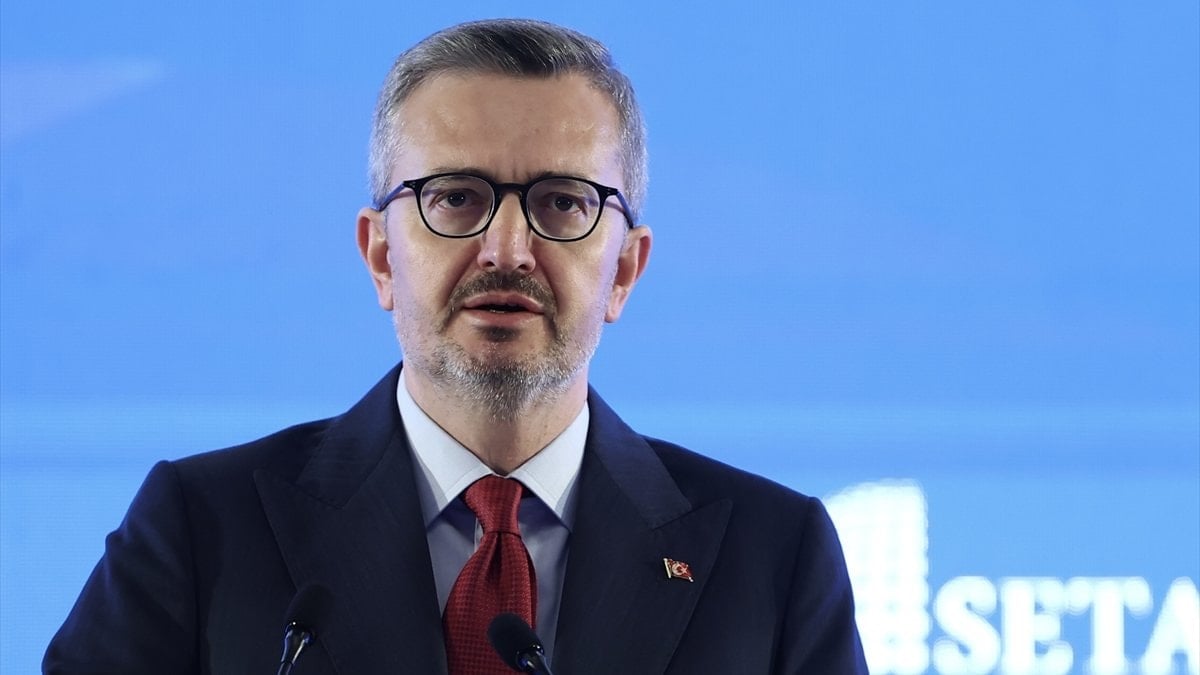 Burhanettin Duran’dan 23 Nisan paylaşımı