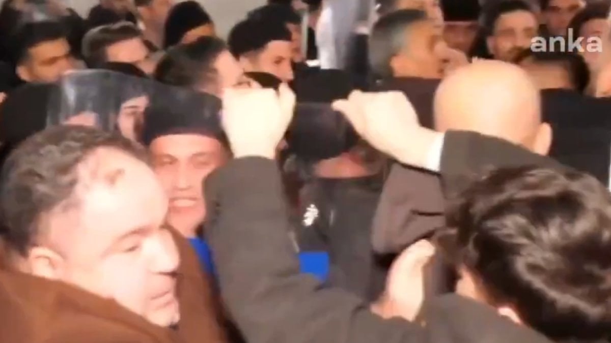 Bursa Büyükşehir Belediye Başkanvekili seçiminde arbede