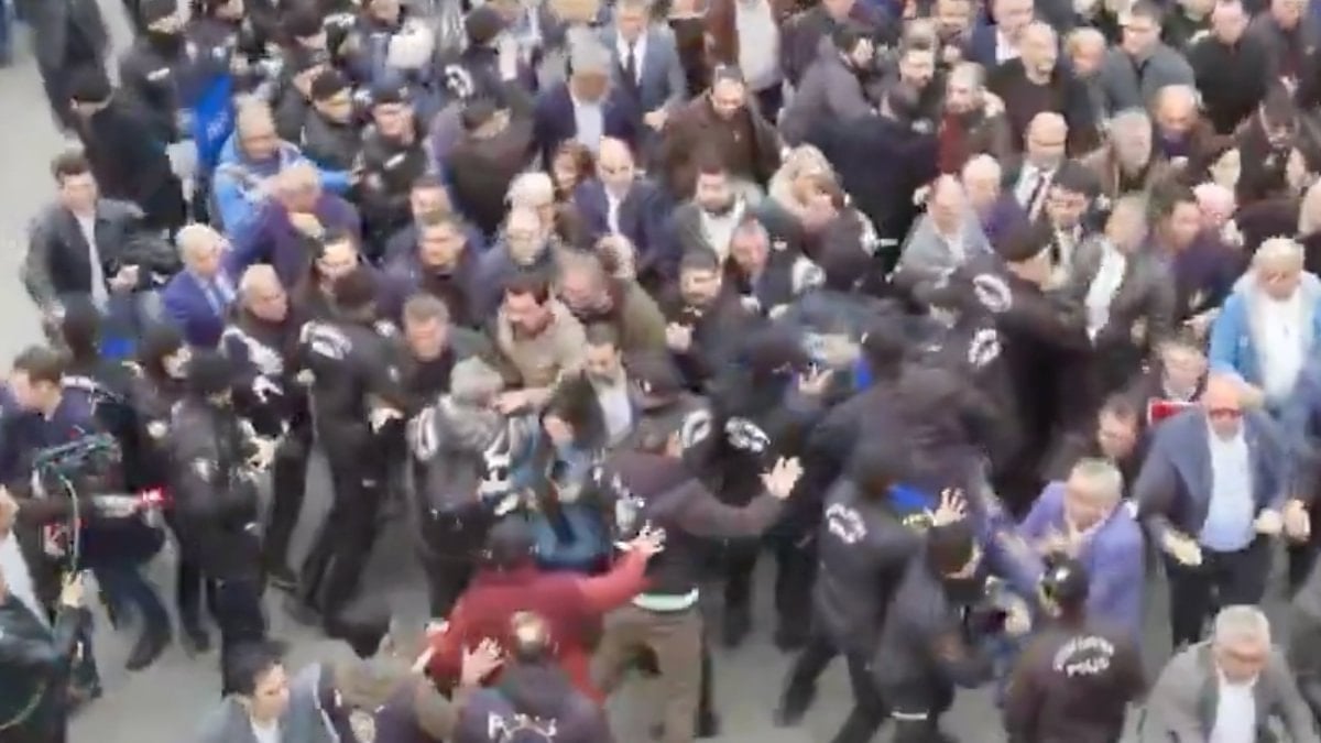 Bursa’daki seçimi engelemeye çalışan CHP’li vekil: Bu İsrail’in zulmü