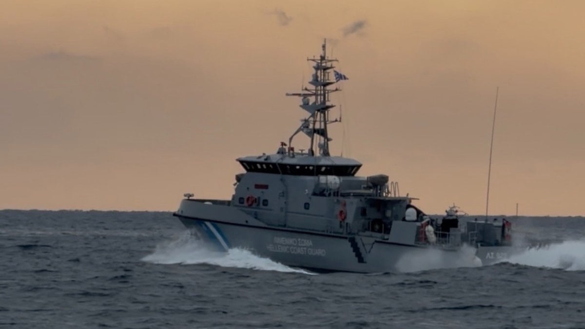 Çanakkale’de Yunanlılar, Türk balıkçı teknesini taciz etti