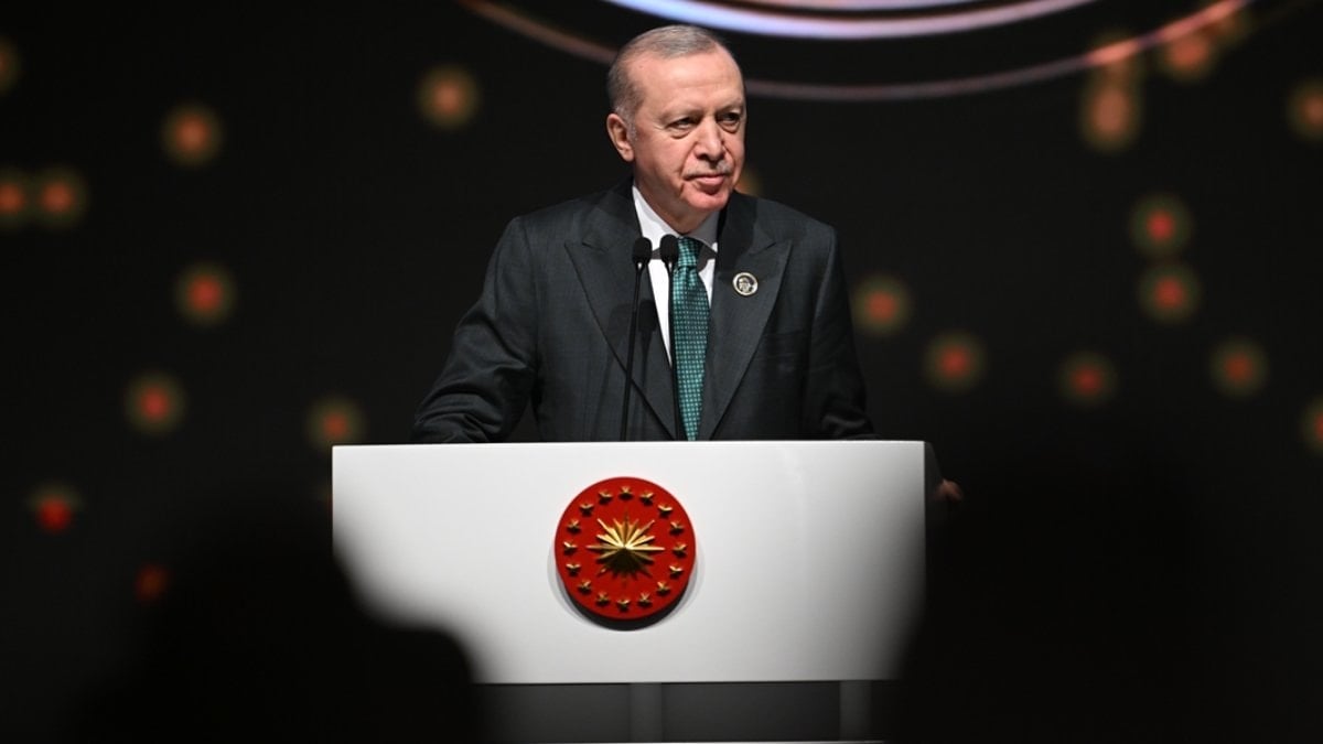 Cumhurbaşkanı Erdoğan’ın Antalya’daki konuşması 3 dilde kitaplaştırıldı