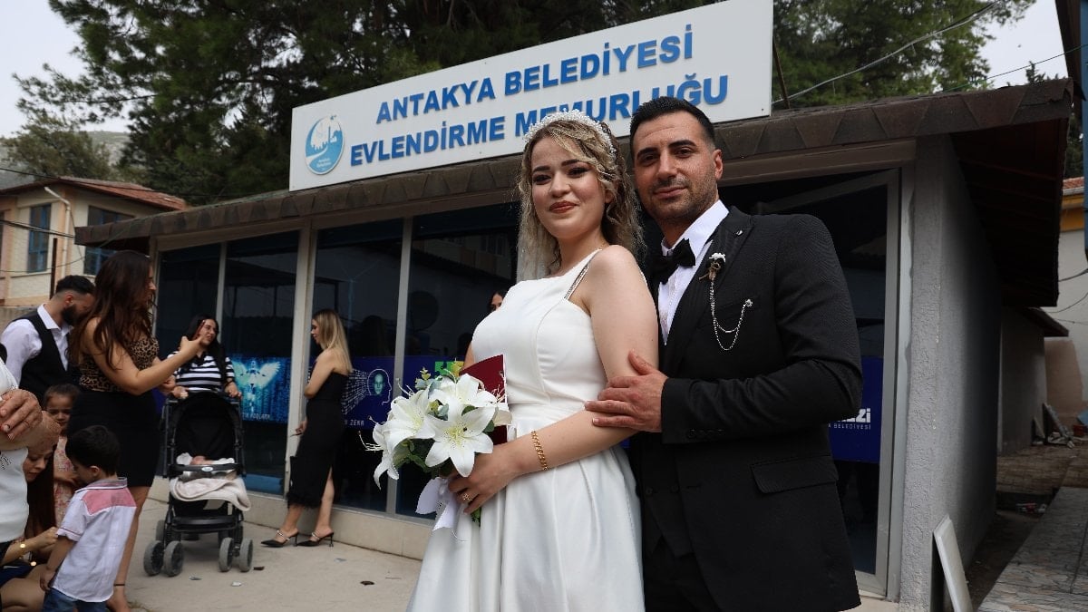 Evlilik kredisi ile 27 bin 20 depremzede çift, yuvasını kurdu