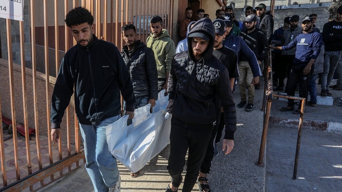 Gazze’de can kaybı 72 bin 568’e yükseldi