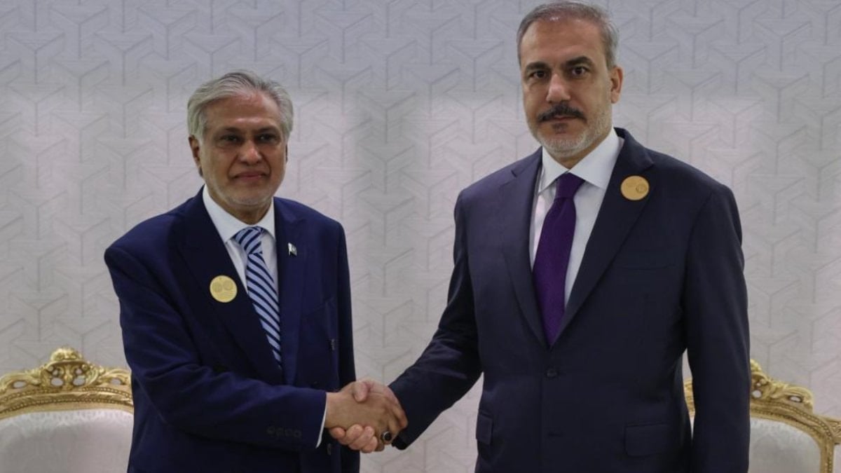 Hakan Fidan, Pakistanlı mevkidaşı ile görüştü