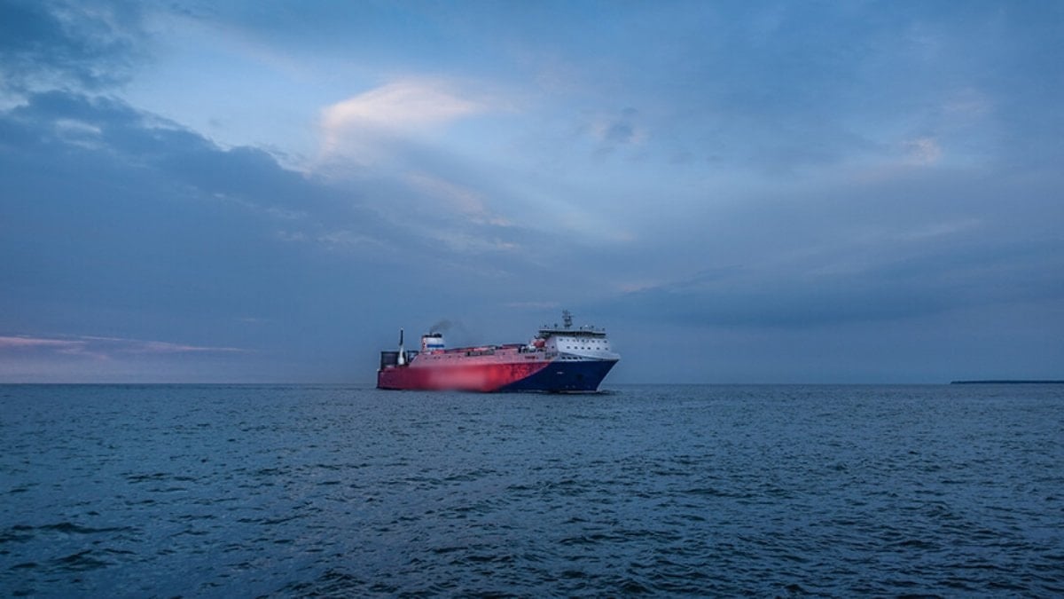 Hürmüz Boğazı’nda trafik başladı: Ateşkesin uzaması gündemde