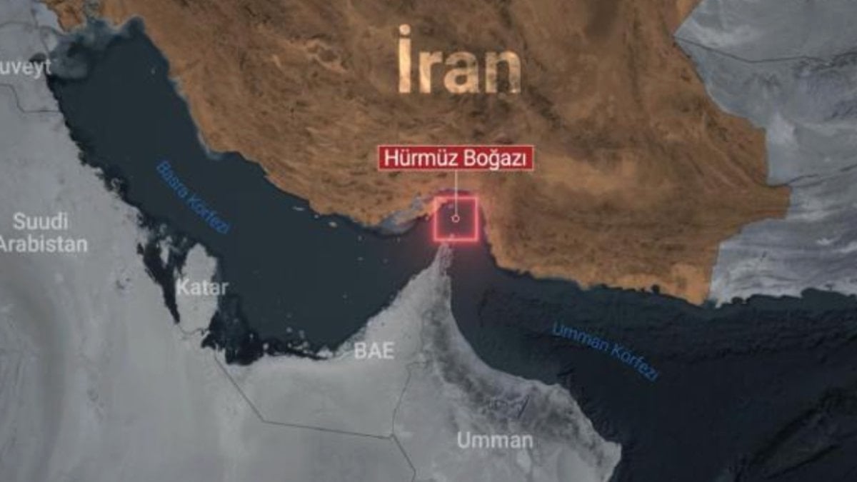 Hürmüz Boğazı’nın açılmasının ardından oluşan gemi trafiği görüntülendi