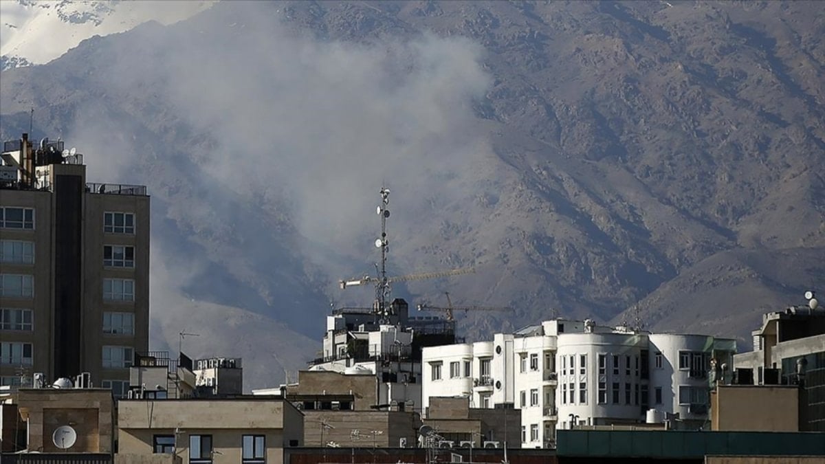 İran’da saldırılarda 24 sağlık çalışanı yaşamını yitirdi