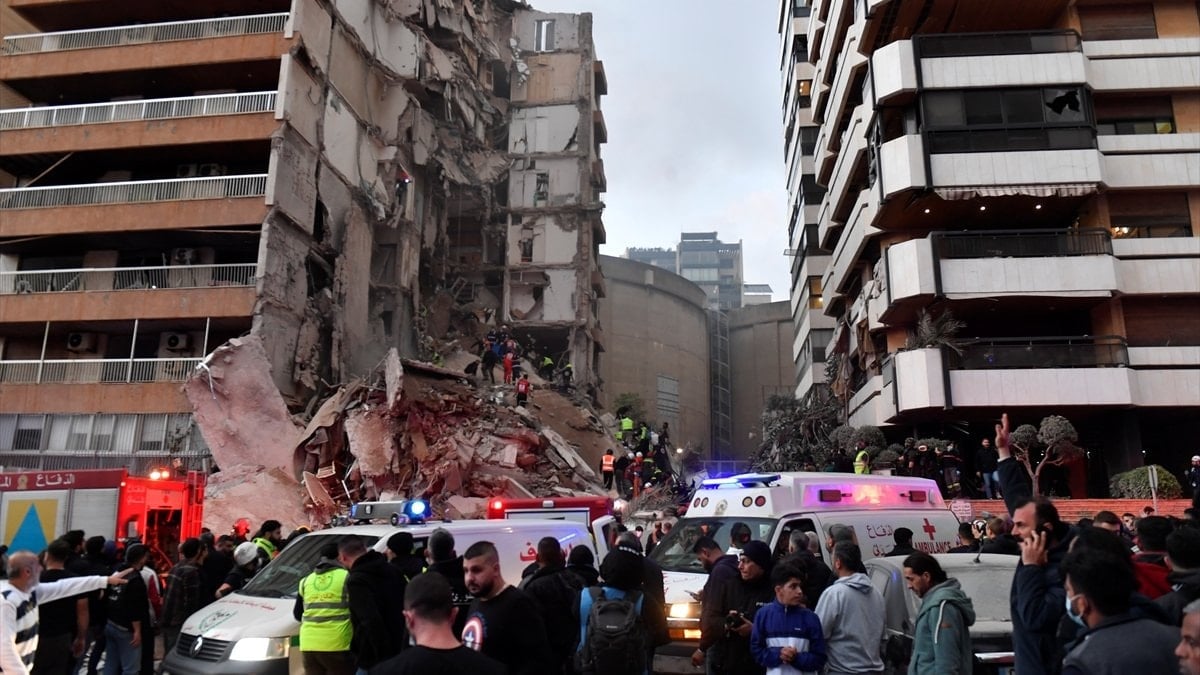 İsrail gece boyunca Lübnan’a saldırdı: 3 kişi hayatını kaybetti