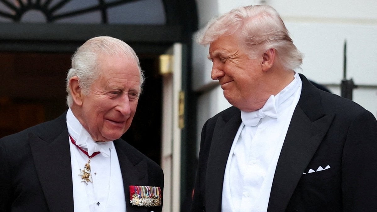 Kral Charles, Trump’a laf soktu: Biz olmasaydık Fransızca konuşuyor olacaktınız