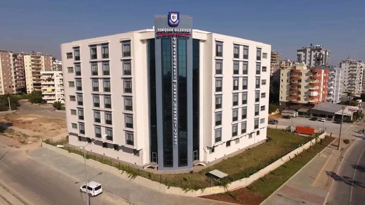 Mersin Yenişehir Belediyesi’ne operasyon