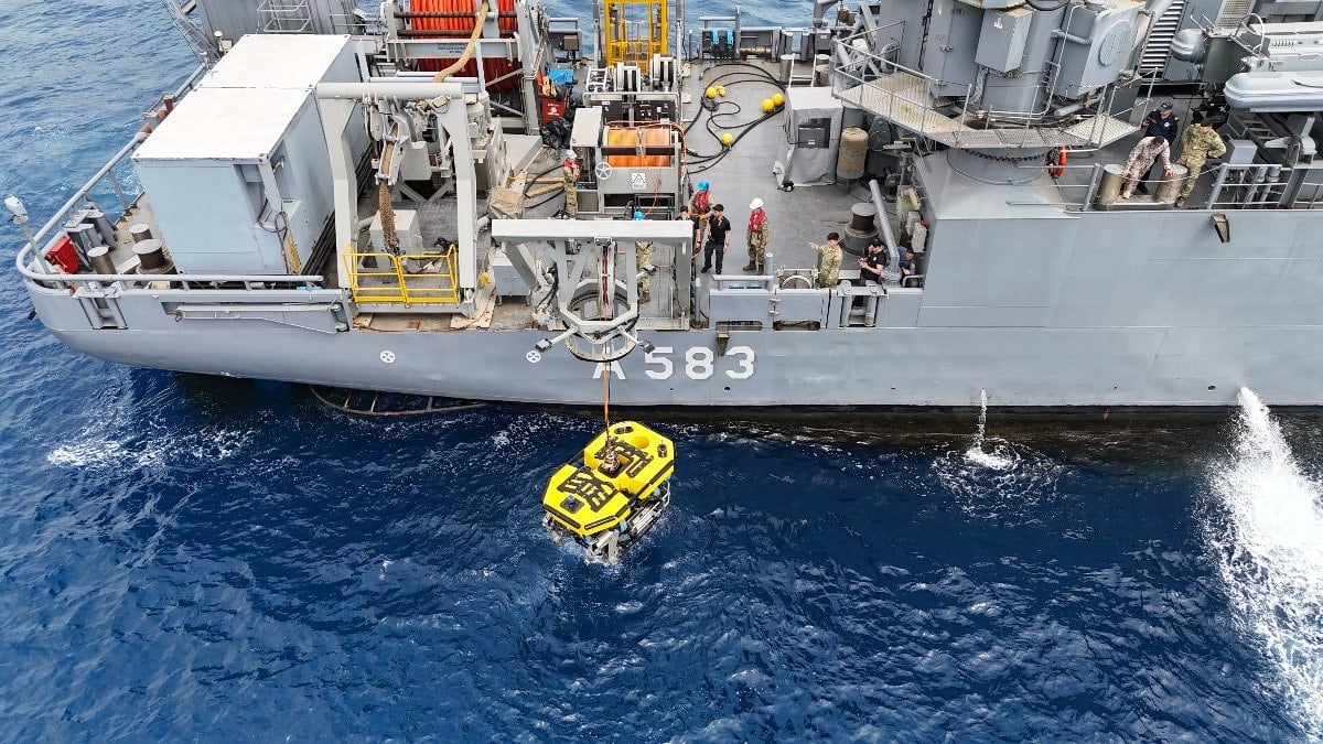 MSB paylaştı: Kurtaran-2026 Denizaltı Arama Kurtarma Davet Tatbikatı devam ediyor