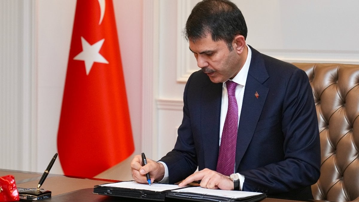 Murat Kurum’dan 23 Nisan’da deprem bölgesi paylaşımı