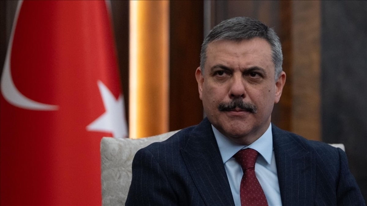 Mustafa Çiftçi, maden eyleminin polise çiçek vererek sonlandırılmasını takdir etti