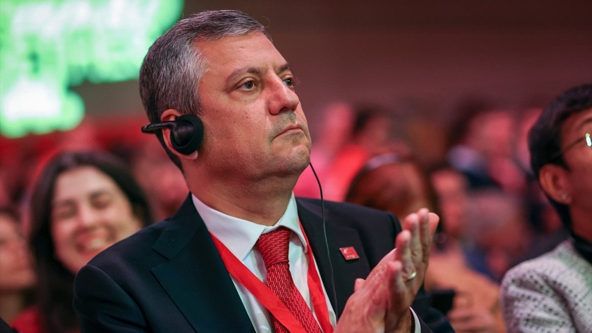 Özgür Özel, bir kez daha Türkiye’yi şikayet etti