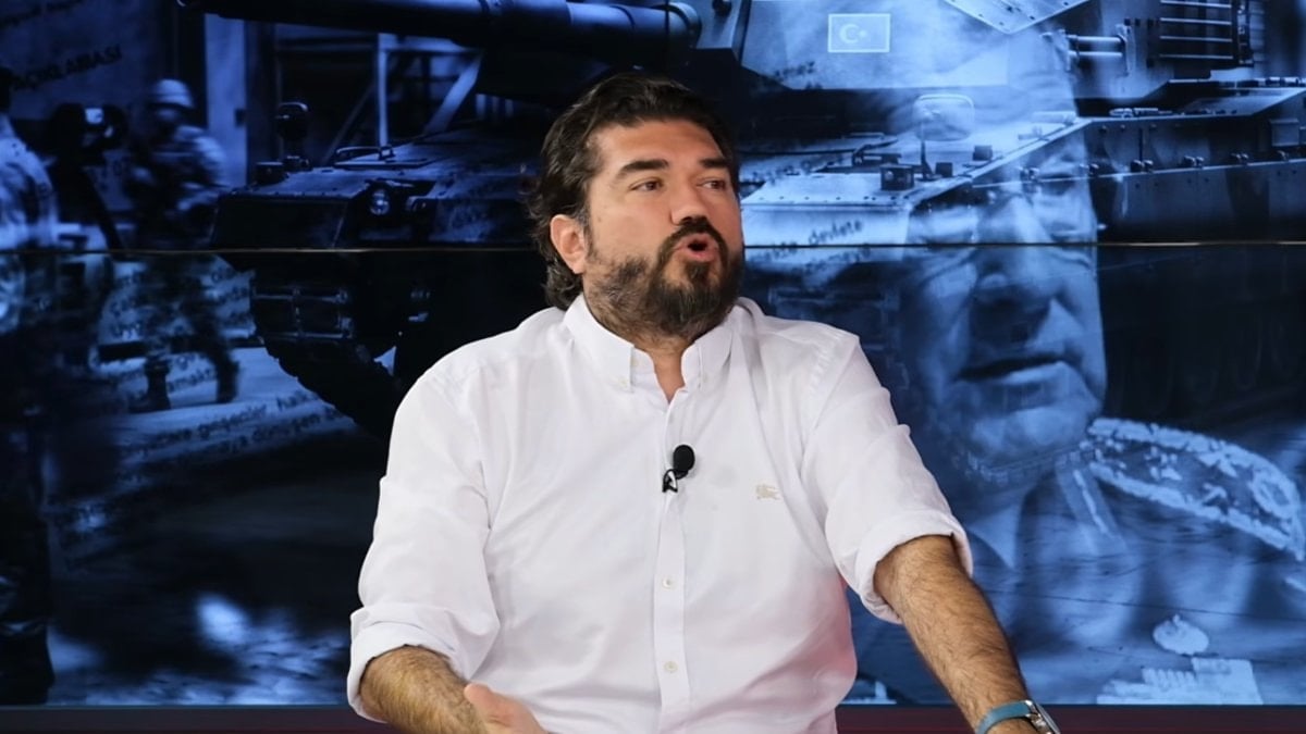 Rasim Ozan Kütahyalı 27 Nisan e-muhtırasını ve darbe karşıtı eylemi anlattı