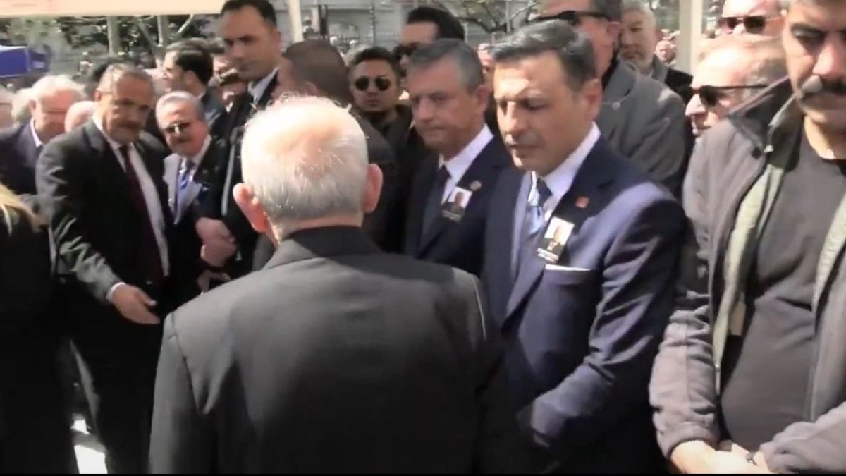 Selamlaşma krizi: Kılıçdaroğlu “görmedim” dedi, Özel “dalgınlık” olarak niteledi