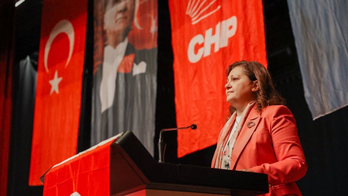 Sera Kadıgil’e Burcu Köksal’dan sert tepki: Aldatıldın öyle mi